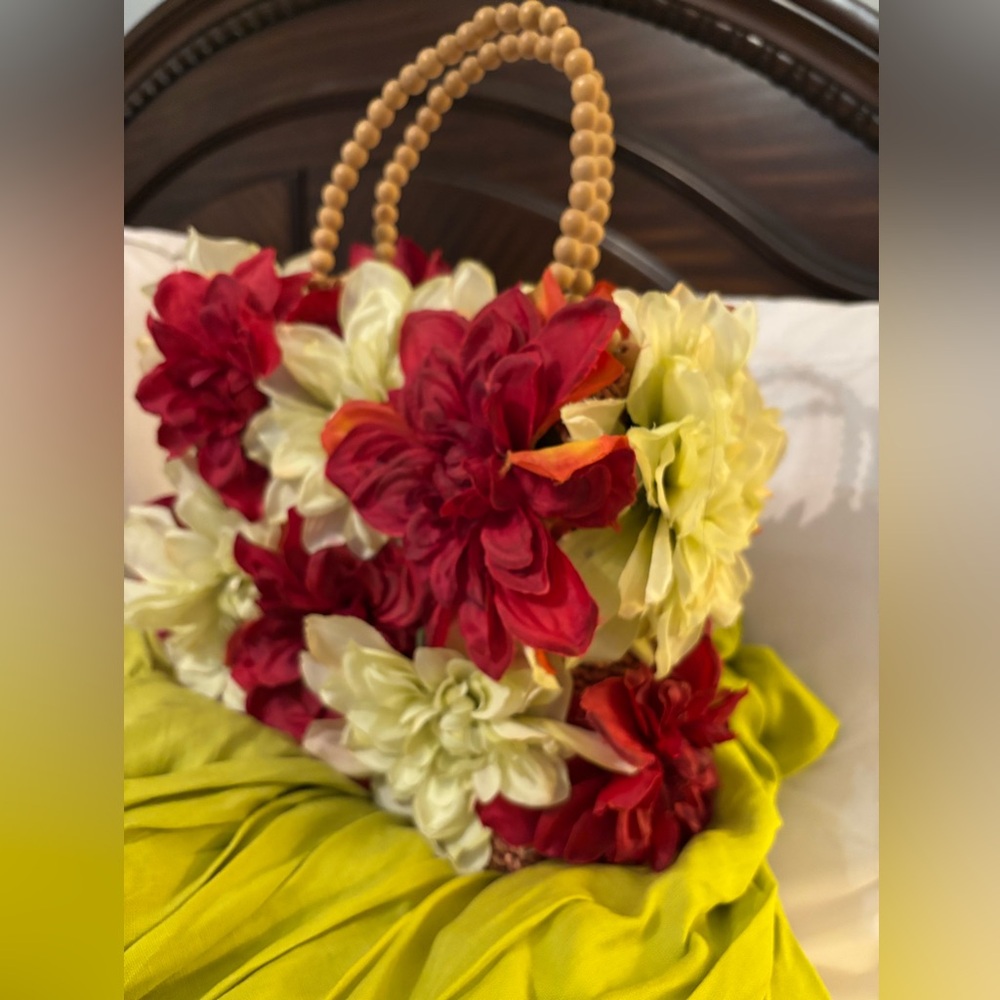 Nine West Red and Green Floral Tote